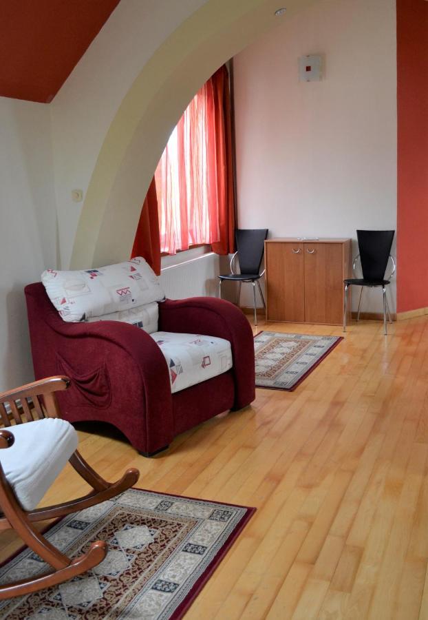 Rozsi Mama Villa Sovata Bagian luar foto