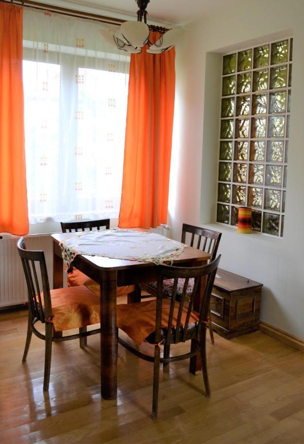 Rozsi Mama Villa Sovata Bagian luar foto
